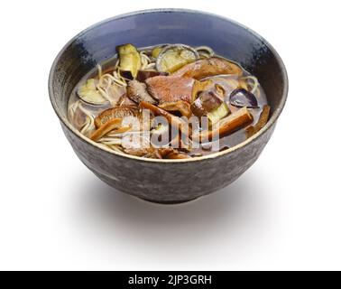 Buchweizennudeln mit weinenden Milchkappenpilzen ( Chitake Soba ), japanisches Nudelgericht Stockfoto