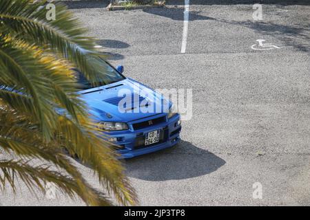 Ein blauer Klassiker Nissan Skyline GT-R Stockfoto