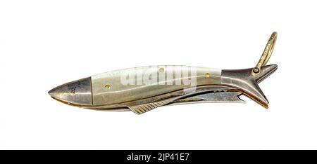 Altes Fischmesser mit zwei Klingen auf weißem Hintergrund Stockfoto