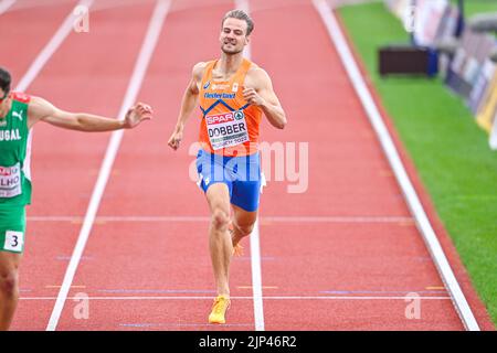 MÜNCHEN, DEUTSCHLAND - 15. AUGUST: Jochem Dobber aus den Niederlanden startet am 15. August 400m 2022 bei den Europameisterschaften München 2022 im Olympiastadion in München (Foto: Andy Astfalck/BSR Agency) Stockfoto