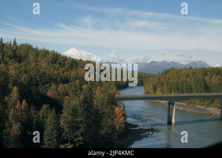 Der George Parks Highway Scenic Byway - Der „Hure Gulch“ Stockfoto