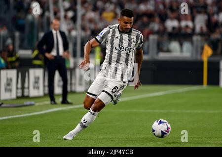 Turin, Italia - 15/08/2022, Foto Marco Alpozzi/LaPresse 15 Agosto 2022 - Turin, Italia - Sport, calcio - Juventus vs Sassuolo - Campionato italiano di calcio Serie A Tim 2022/2023 - Juventus Stadium. Nella foto: Danilo (Juventus F.C.); 15. August 2022 Turin, Italien - Sport, calcio - Juventus vs Sassuolo - Italienische Serie A Fußballmeisterschaft 2022/2023 - Juventus Stadium. Im Bild: Danilo (Juventus F.C.); Stockfoto