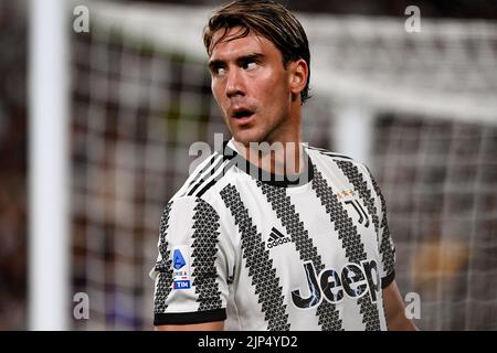 Turin, Italia - 15/08/2022, Foto Marco Alpozzi/LaPresse 15 Agosto 2022 - Turin, Italia - Sport, calcio - Juventus vs Sassuolo - Campionato italiano di calcio Serie A Tim 2022/2023 - Juventus Stadium. Nella foto: Dusan Vlahovic (Juventus F.C.); 15. August 2022 Turin, Italien - Sport, calcio - Juventus vs Sassuolo - Italienische Serie A Fußballmeisterschaft 2022/2023 - Juventus Stadium. Im Bild: Dusan Vlahovic (Juventus F.C.); Stockfoto