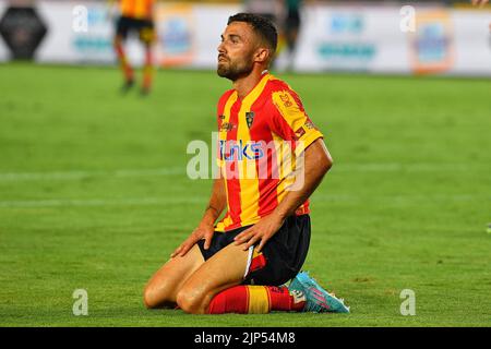 Foto Giovanni Evangelista/LaPresse 13 Agosto 2022 Lecce, Italia - Sport, calcio - U.S. Lecce vs F.C. Inter - CampionatoSerie A Tim 2022/23 - Stadio E. Giardiniero - Via del Mare. Nella foto:Francesco Di Mariano 13. August 2022 Lecce, Italien - Sport, Fußball - U.S Lecce vs F.C. Inter - Italienische Meisterschaft Serie A Tim 2022/23- E. Giardiniero - Via del Mare Stadium. Im Bild: Francesco Di Mariano Stockfoto