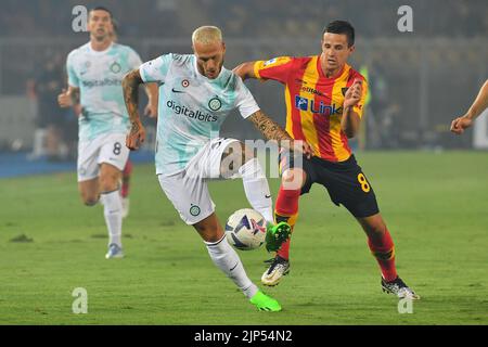 Foto Giovanni Evangelista/LaPresse 13 Agosto 2022 Lecce, Italia - Sport, calcio - U.S. Lecce vs F.C. Inter - CampionatoSerie A Tim 2022/23 - Stadio E. Giardiniero - Via del Mare. Nella foto:Mario Gargiulo 13. August 2022 Lecce, Italien - Sport, Fußball - USA Lecce vs F.C. Inter - Italienische Meisterschaft Serie A Tim 2022/23- E. Giardiniero - Via del Mare Stadium. Im Bild: Mario Gargiulo Stockfoto