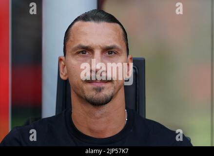 Foto Spada/LaPresse 13 Agosto 2022 - Milano, Italia - Sport, calcio - Milan vs Udinese - Campionato italiano di calcio Serie A Tim 2022/2023 - Stadio San Siro. Nella foto: Zlatan Ibrahimovic (A.C. Mailand); 13. August 2022 Mailand, Italien - Sport, calcio - Mailand vs Udinese - Italienische Serie A Fußballmeisterschaft 2022/2023 - San Siro Stadion. Im Bild: Zlatan Ibrahimovic (A.C. Mailand); Stockfoto