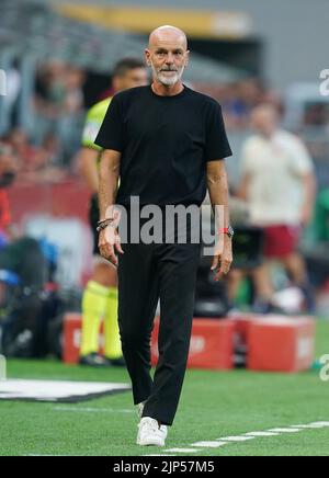 Foto Spada/LaPresse 13 Agosto 2022 - Milano, Italia - Sport, calcio - Milan vs Udinese - Campionato italiano di calcio Serie A Tim 2022/2023 - Stadio San Siro. Nella foto: Stefano Pioli (A.C. Mailand); 13. August 2022 Mailand, Italien - Sport, calcio - Mailand vs Udinese - Italienische Serie A Fußballmeisterschaft 2022/2023 - San Siro Stadion. Im Bild: Stefano Pioli (A.C. Mailand); Stockfoto