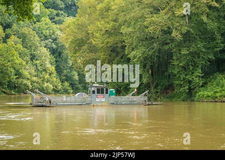 Mammoth Cave National Park Vehicle Ferry Crossing auf dem Green River - Kentucky Stockfoto