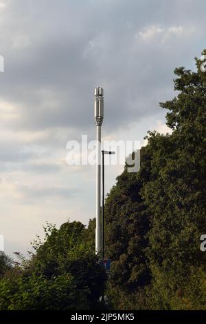 Mastsender für die Mobilfunkkommunikation Stockfoto