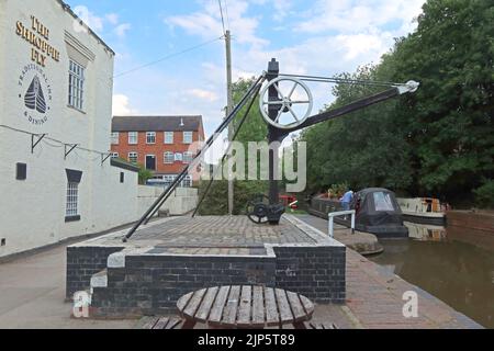 Audlem Marina und The Shroppie Fly Pub, Audlem, Cheshire, England, Großbritannien, CW3 0AB Stockfoto