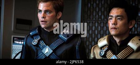 CHRIS PINE, JOHN CHO, STAR TREK, 2009 Stockfoto