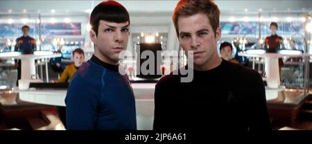 ZACHARY QUINTO, Chris Pine, STAR TREK, 2009 Stockfoto