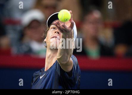 Jannik Sinnerin aus Italien ist während der National Bank Open im Stade IGA am 11. August 2022 in Montreal, Kanada, tätig. Kredit: Mathieu Belanger/AFLO/Alamy Live Nachrichten Stockfoto