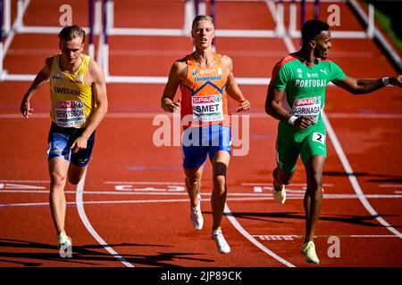 München, Deutschland. 16. August 2022. MÜNCHEN, DEUTSCHLAND - 16. AUGUST: Koen Smet aus den Niederlanden tritt bei den 110m Hürden der Männer während der Europameisterschaft München 2022 im Olympiastadion am 16. August 2022 in München an (Foto: Andy Astfalck/BSR Agency) Credit: Orange Pics BV/Alamy Live News Stockfoto