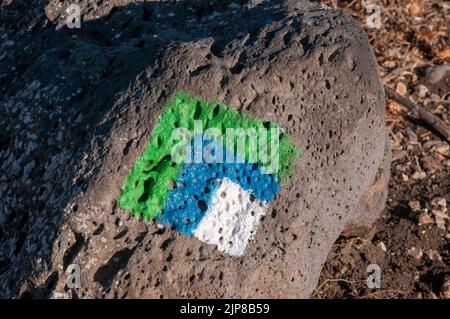 Grün Blau und Weiß Golan Wanderweg Zeichen Stockfoto