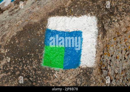 Grün Blau und Weiß Golan Wanderweg Zeichen Stockfoto