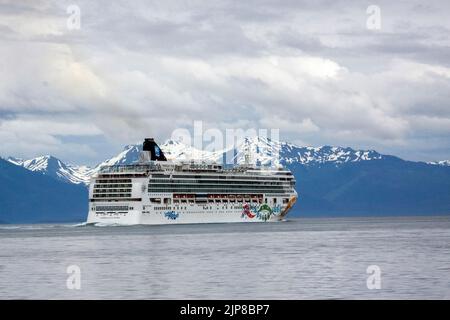 Norwegian Cruise Lines Norwegian Pearl im Hafen von Alaska Stockfoto