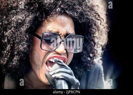 Mica Paris tritt am 14.. August 2022 im Eirias Stadium in Colwyn Bay, Nordwales, auf. Stockfoto