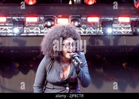 Mica Paris tritt am 14.. August 2022 im Eirias Stadium in Colwyn Bay, Nordwales, auf. Stockfoto