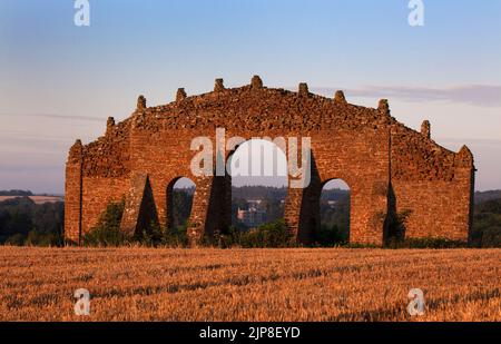 Rousham Folly (Blickfang) im Turm Aston , Oxfordshire Stockfoto