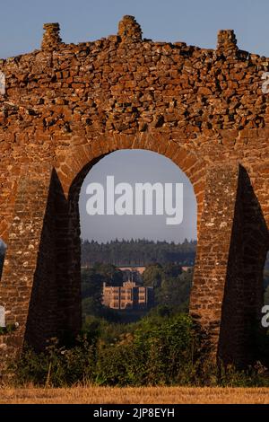 Rousham Folly (Blickfang) im Turm Aston , Oxfordshire Stockfoto