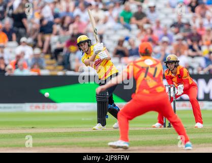 NAT Sciver im Hundertkampf zwischen Birmingham Phoenix und Trent Rockets gegen Trent Rockets Stockfoto