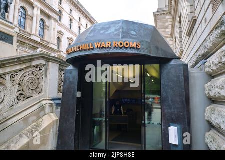 Der Vordereingang zum unterirdischen Komplex. Im Winston Churchill war Rooms Museum in London, England, Großbritannien. Stockfoto