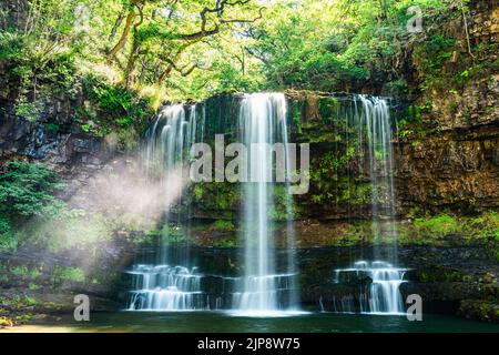 Sgwd Yr Eira Wasserfall, Four Waterfalls Walk, Brecon Beacons, Wales, England Stockfoto