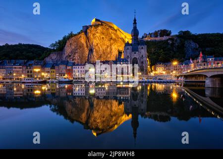 dinant, zitadelle von dinant, notre-dame de dinant Stockfoto