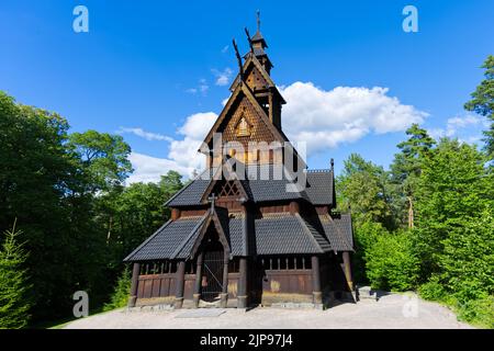 Holzkirche „Gol Stabes stavkyrkje“ in der Stadt Oslo in Norwegen Europa auf der Insel Stockfoto