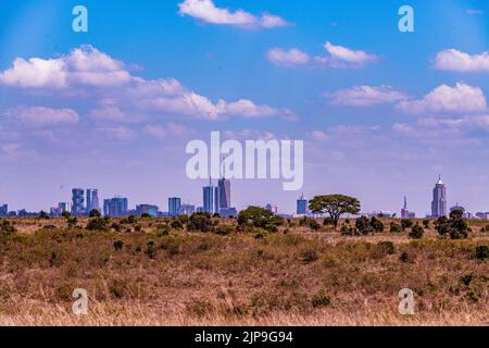 Nairobi City County Kenyas Hauptstadt Ostafrikas, moderne architektonische Hochhäuser, Büros Skyline, Wolkenkratzer, Stadtansichten, magische Panoramablicke Stockfoto