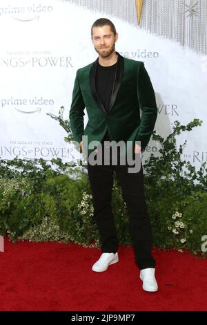 Culver City, Kalifornien. 15. August 2022. Luke Mitchell bei der Ankunft für THE Lord OF THE RINGS: THE RINGS OF POWER Series Premiere auf Amazon Prime, The Culver Studios, Culver City, CA 15. August 2022. Kredit: Priscilla Grant/Everett Collection/Alamy Live Nachrichten Stockfoto