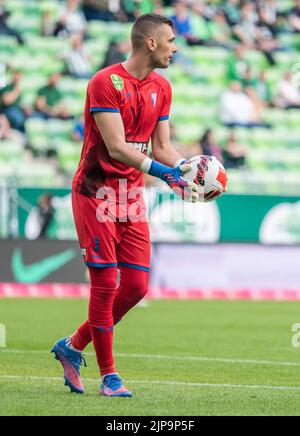 Budapest, Ungarn – 4. Mai 2022. Zalaegerszegi Torwart Demjen Patrik während des ungarischen OTP Bank Liga Gameweek 31 Match Ferencvaros gegen Zalaegerszegi Stockfoto