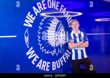 Gents Jens Pettr Hauge, abgebildet während einer Vertragsunterzeichnung des belgischen Fußballvereins KAA Gent, um einen neuen Spieler zu präsentieren, Dienstag, 16. August 2022 in Gent. BELGA FOTO JAMES ARTHUR GEKIERE Stockfoto