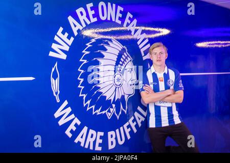 Gents Jens Pettr Hauge, abgebildet während einer Vertragsunterzeichnung des belgischen Fußballvereins KAA Gent, um einen neuen Spieler zu präsentieren, Dienstag, 16. August 2022 in Gent. BELGA FOTO JAMES ARTHUR GEKIERE Stockfoto