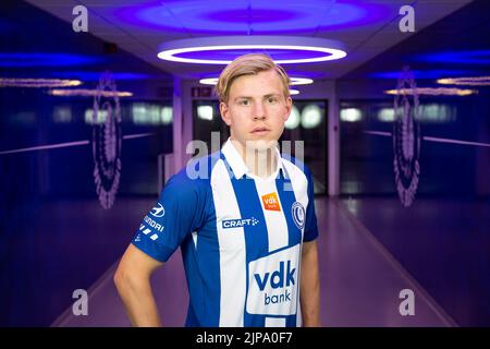 Gents Jens Pettr Hauge, abgebildet während einer Vertragsunterzeichnung des belgischen Fußballvereins KAA Gent, um einen neuen Spieler zu präsentieren, Dienstag, 16. August 2022 in Gent. BELGA FOTO JAMES ARTHUR GEKIERE Stockfoto