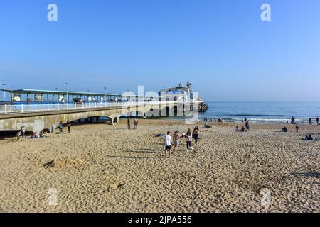 Bournmouth, Dorset, England, Großbritannien, Beaches and Pier and Zip Wire. Stockfoto