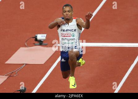 Jean-Marc Pontvianne aus Frankreich beim Leichtathletik-Dreisprung der Männer bei den Europameisterschaften München 2022 am 15. August 2022 in München - Foto: Laurent Lairys/DPPI/LiveMedia Stockfoto