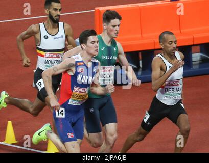 Tarik Moukrime aus Belgien, Luke McCann aus Irland, Jakob Ingebrigtsen aus Norwegen, Ismael Debjani aus Belgien während der Leichtathletik, Männer 1500m bei den Europameisterschaften München 2022 am 15. August 2022 in München, Deutschland - Foto: Laurent Lairys/DPPI/LiveMedia Stockfoto