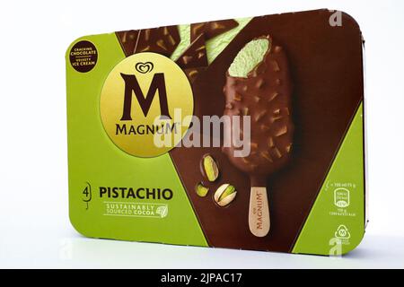 MAGNUM Pistachio Eis. Magnum ist eine Marke von Unilever Stockfoto