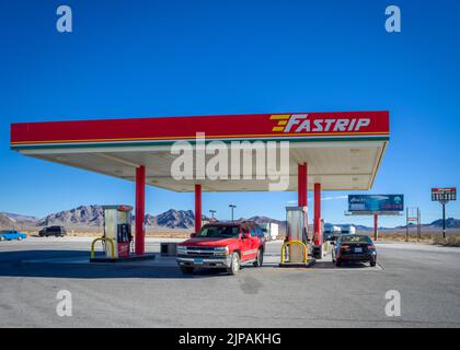 Tankstelle, Gebiet 51 Alien Center Amargosa Valley Nevada, in der Nähe des Death Valley National Park, Kalifornien, Nordamerika, USA Stockfoto