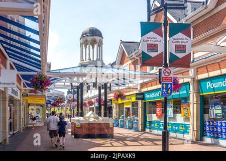 Castle Shopping Centre, Caerphilly (Caerffili), Caerphilly County Borough, Wales (Cymru), Großbritannien Stockfoto