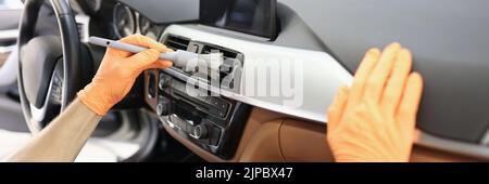 Master-Reinigungs-Belüftungssystem in Nahaufnahme des Autos Stockfoto