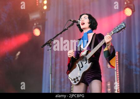 Rosalie Cunningham tritt bei der Cropredy Convention von Fairport auf. Banbury, Großbritannien. 13. August 2022 Stockfoto