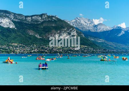 See von Annecy im Departement Haute-Savoie (Französische Alpen) Stockfoto