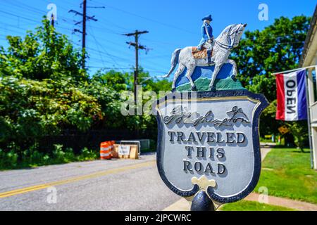 Perryville, MD, USA – 13. August 2022: Der George Washington reiste diese Straßenmarkierung auf der Old Post Road. Stockfoto