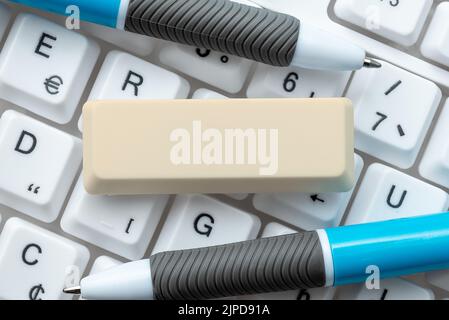 Abstrakte Schreibkraft Üben Speed Typing, Programmierer Debugging Codes Stockfoto