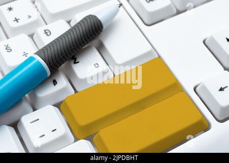 Abstrakte Schreibkraft Üben Speed Typing, Programmierer Debugging Codes Stockfoto