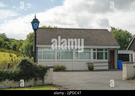 Vorderansicht des Bahnhofs Newport Garda in der Grafschaft Mayo Stockfoto