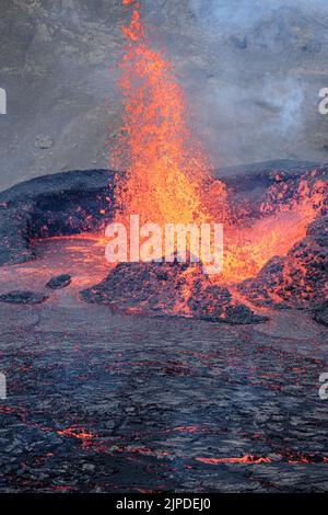 Ausbruch des Vulkans Meradalir, Halbinsel Reykjanes, Island, August 2022 Stockfoto